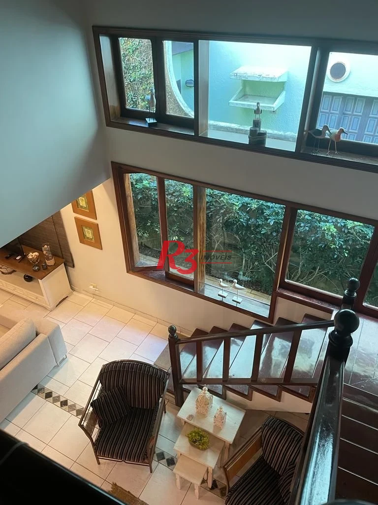 Casa com 4 dormitórios à venda, 247 m² por R$ 2.300.000 - Balneário Praia do Pernambuco - Guarujá/SP -
