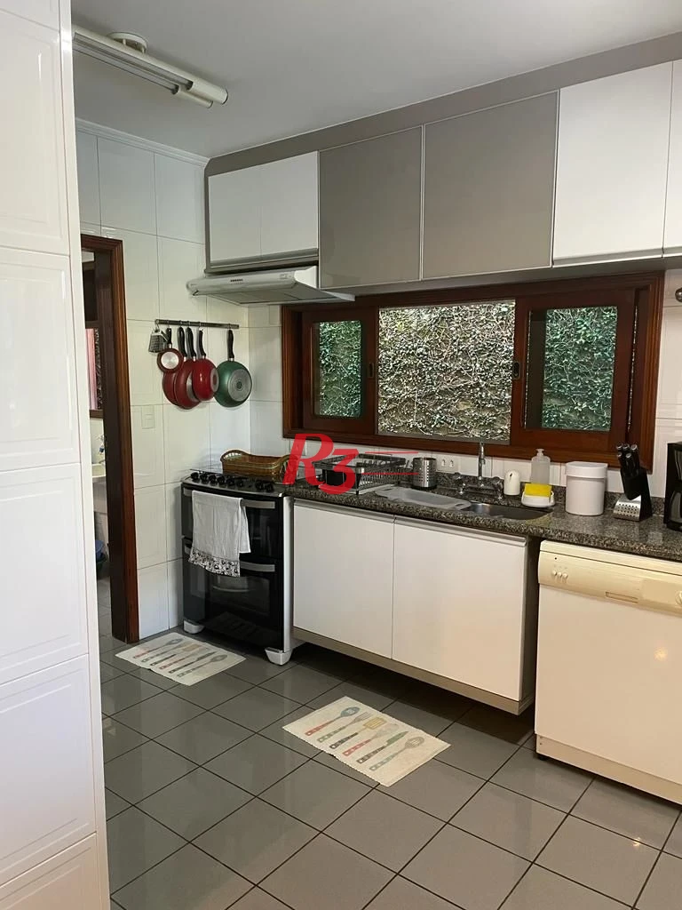 Casa com 4 dormitórios à venda, 247 m² por R$ 2.300.000 - Balneário Praia do Pernambuco - Guarujá/SP -