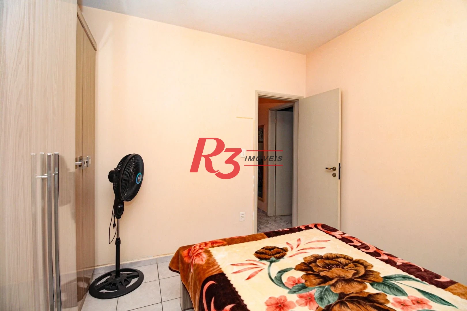 Apartamento com 2 dormitórios à venda, 80 m² por R$ 440.000,00 - Marapé - Santos/SP