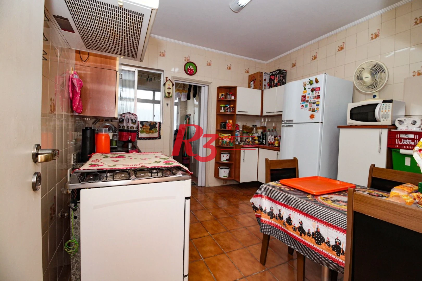 Apartamento com 2 dormitórios à venda, 80 m² por R$ 440.000,00 - Marapé - Santos/SP
