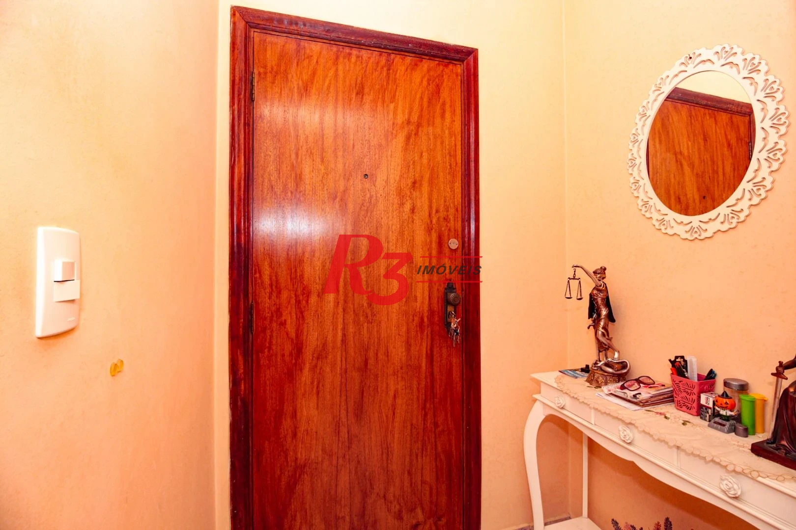 Apartamento com 2 dormitórios à venda, 80 m² por R$ 440.000,00 - Marapé - Santos/SP