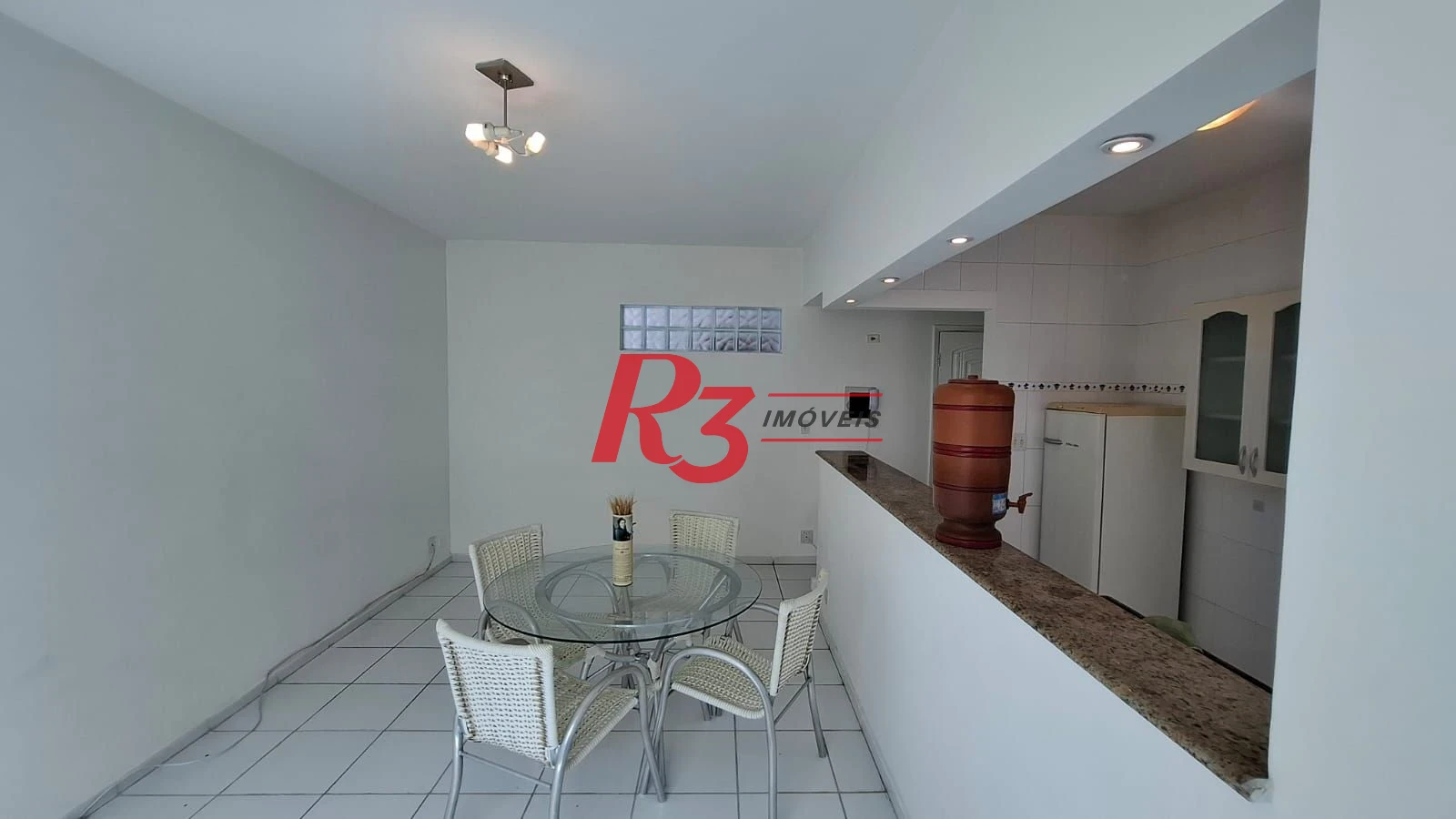 Apartamento para alugar, 81 m² por R$ 3.200,00/mês - José Menino - Santos/SP