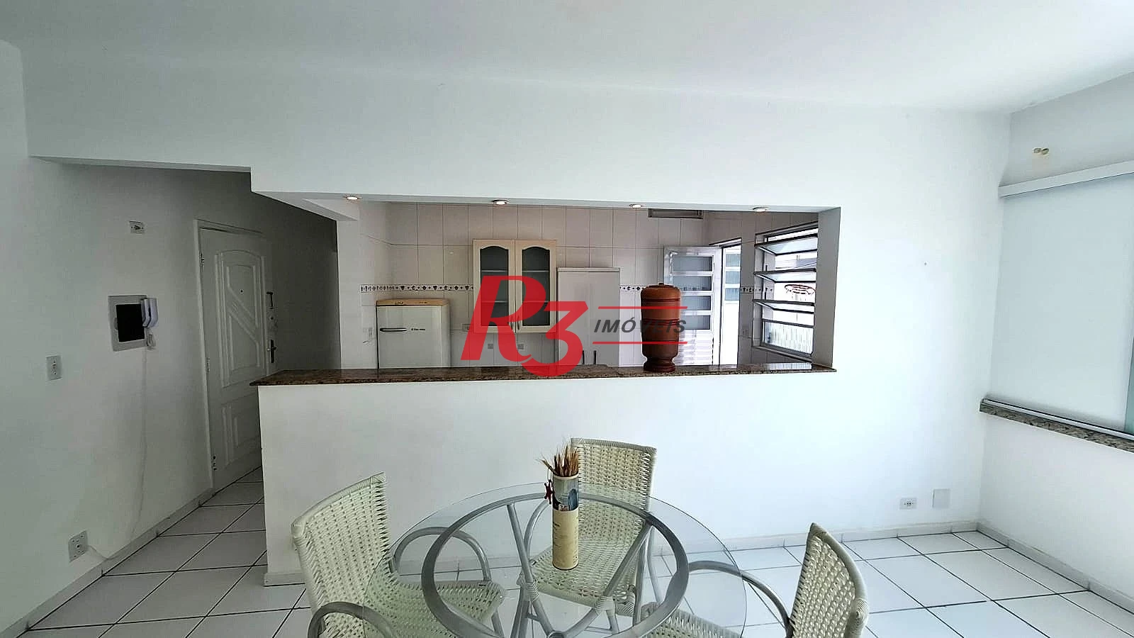 Apartamento para alugar, 81 m² por R$ 3.200,00/mês - José Menino - Santos/SP