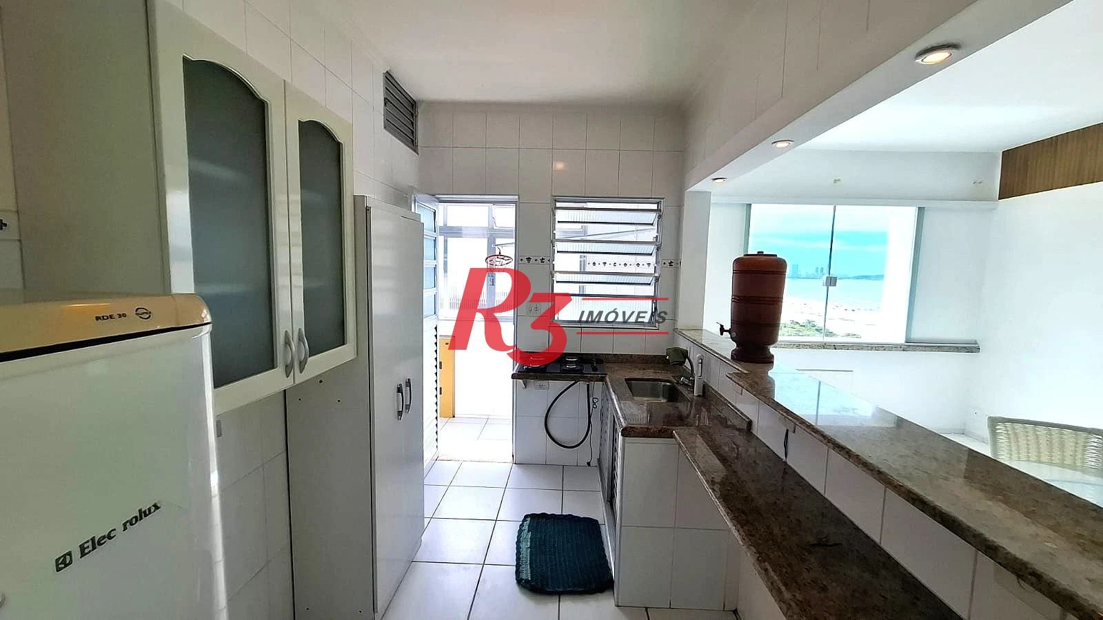Apartamento para alugar, 81 m² por R$ 3.200,00/mês - José Menino - Santos/SP
