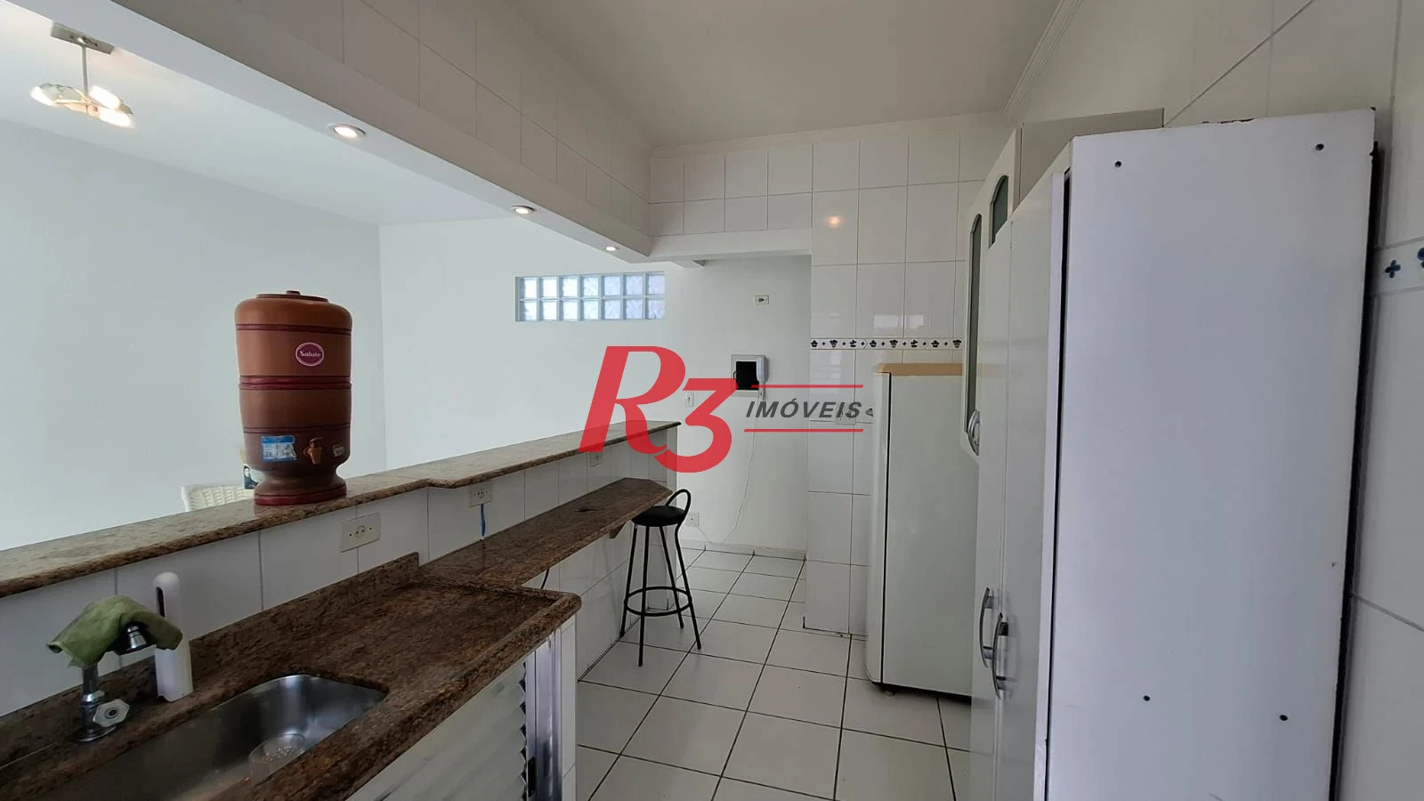 Apartamento para alugar, 81 m² por R$ 3.200,00/mês - José Menino - Santos/SP