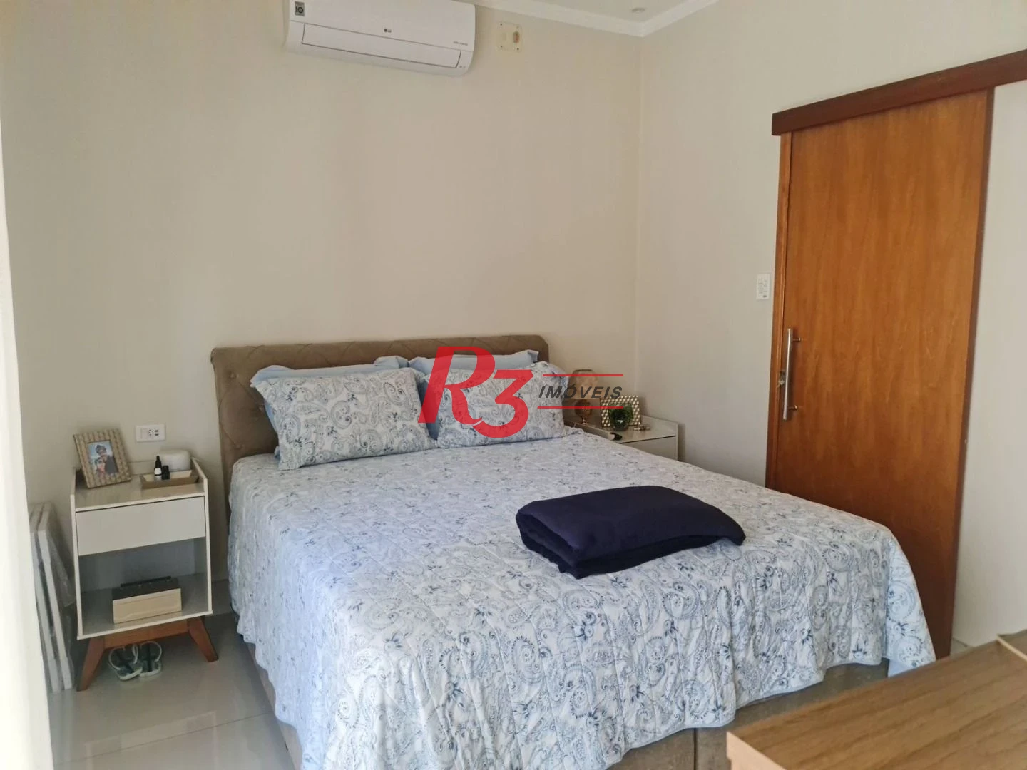 Sobrado com 3 dormitórios à venda, 280 m² por R$ 1.850.000,00 - Embaré - Santos/SP