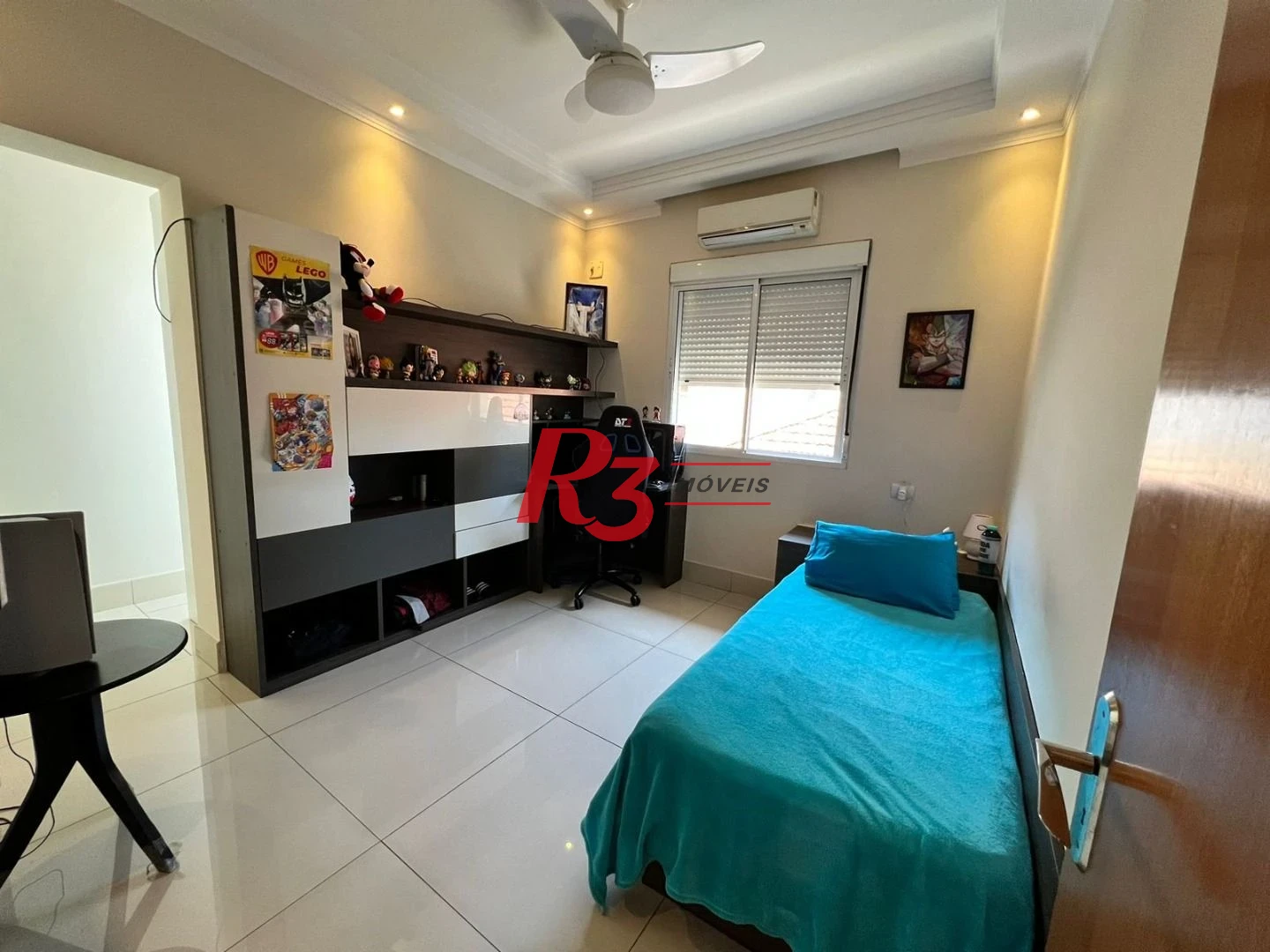 Sobrado com 3 dormitórios à venda, 280 m² por R$ 1.850.000,00 - Embaré - Santos/SP