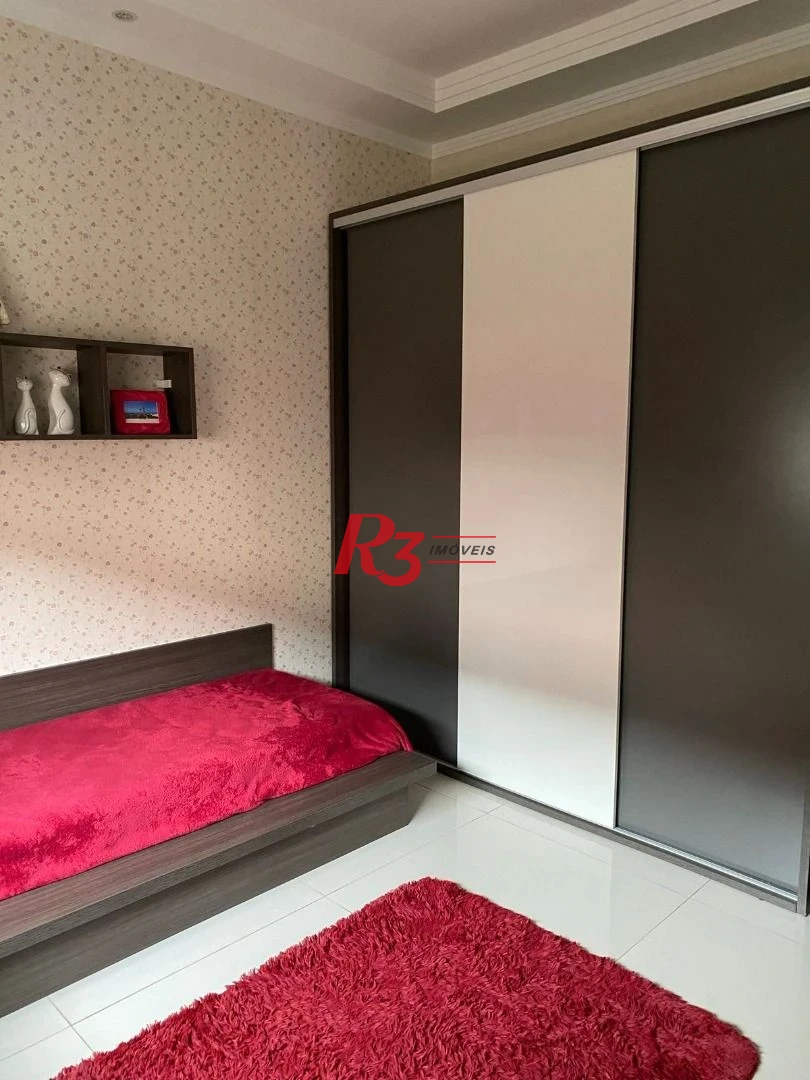 Sobrado com 3 dormitórios à venda, 280 m² por R$ 1.850.000,00 - Embaré - Santos/SP
