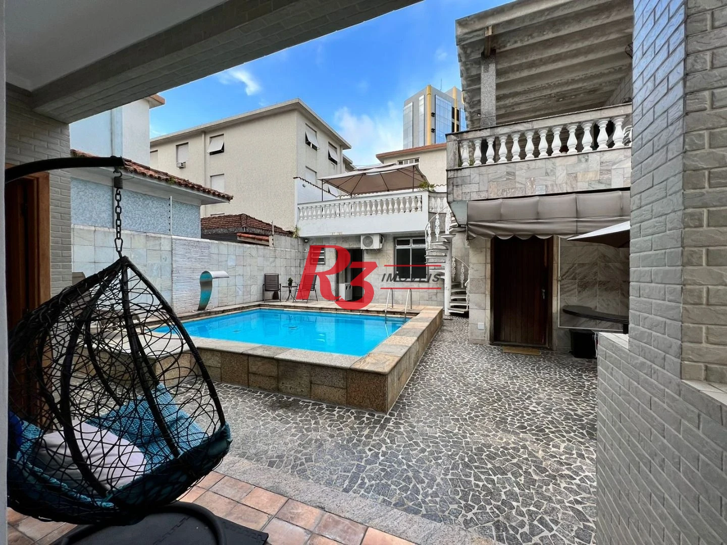 Sobrado com 3 dormitórios à venda, 280 m² por R$ 1.850.000,00 - Embaré - Santos/SP