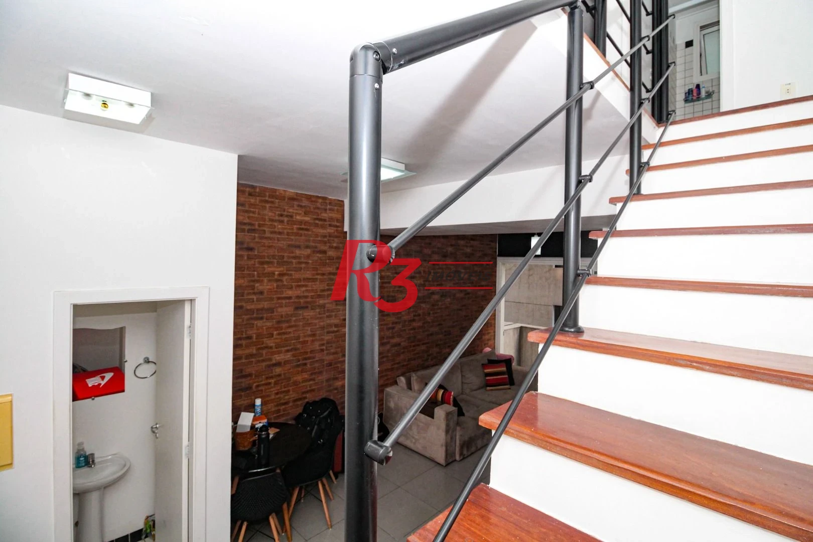 Apartamento para alugar, 69 m² por R$ 4.800,02/mês - Gonzaga - Santos/SP