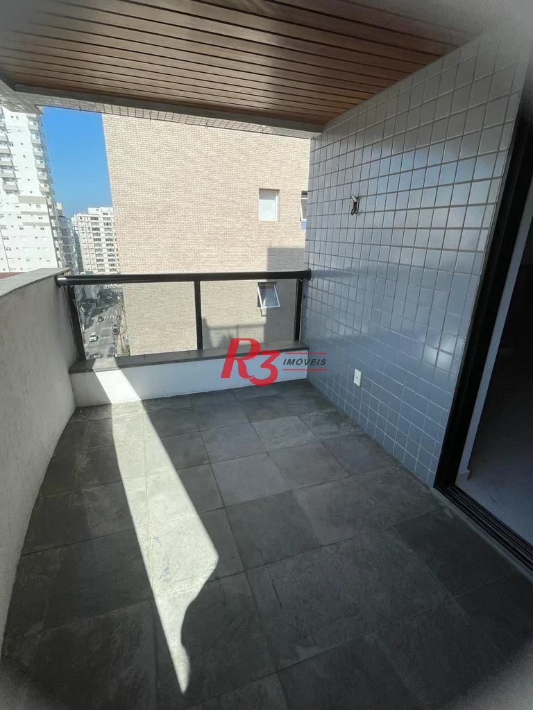 Pompeia  3 dorm 1suite sala ampla dep.completa 2 vagas 2 quadras da praia