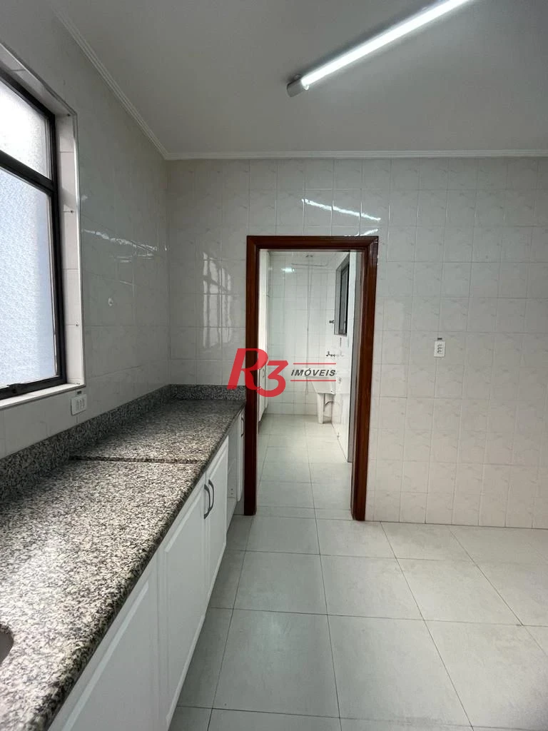 Pompeia  3 dorm 1suite sala ampla dep.completa 2 vagas 2 quadras da praia