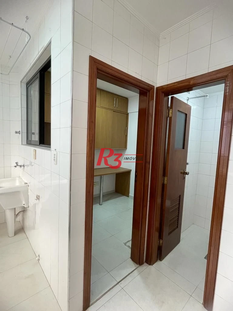 Pompeia  3 dorm 1suite sala ampla dep.completa 2 vagas 2 quadras da praia