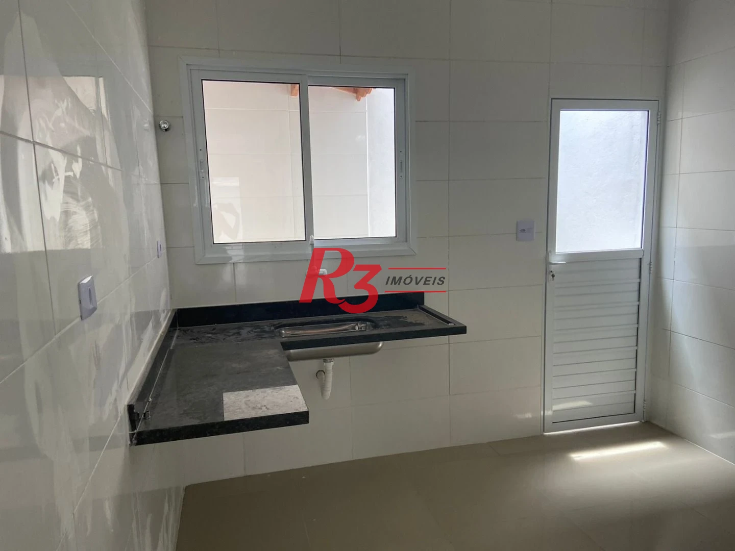 Casa à venda, 57 m² por R$ 500.000,00 - Tude Bastos (Sítio do Campo) - Praia Grande/SP