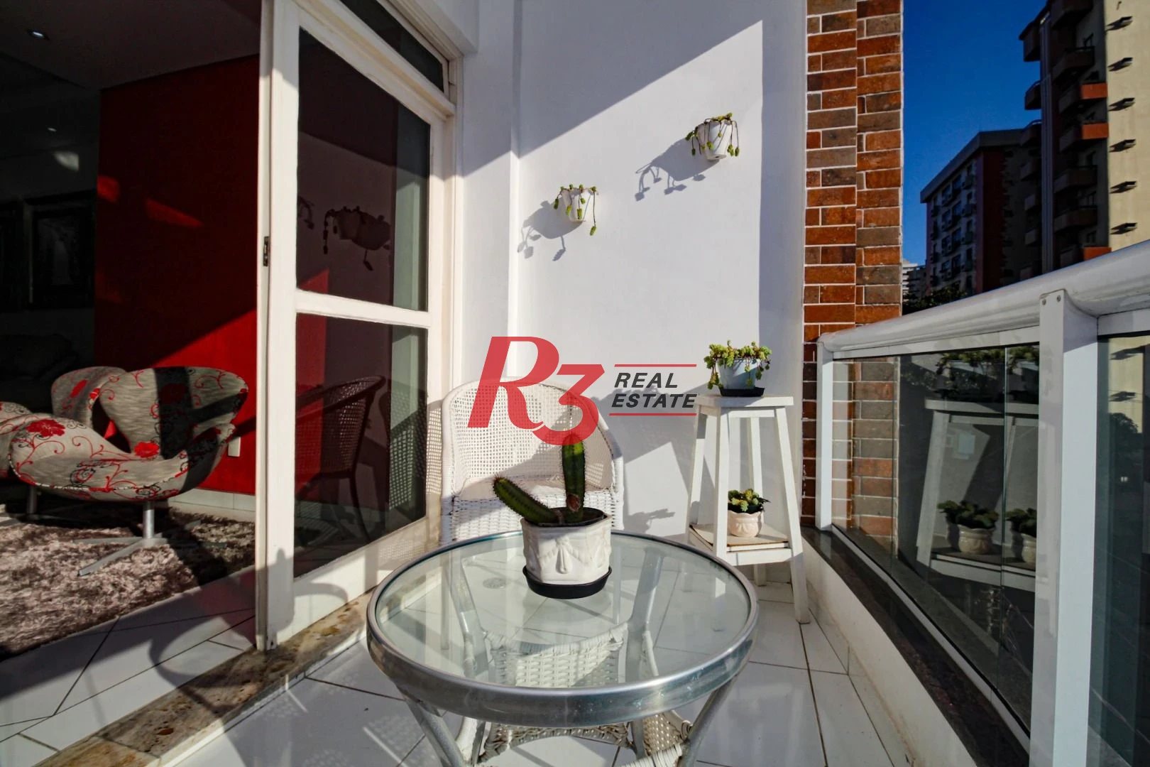 Apartamento com 3 dormitórios à venda, 151 m² por R$ 930.000,00 - Gonzaga - Santos/SP