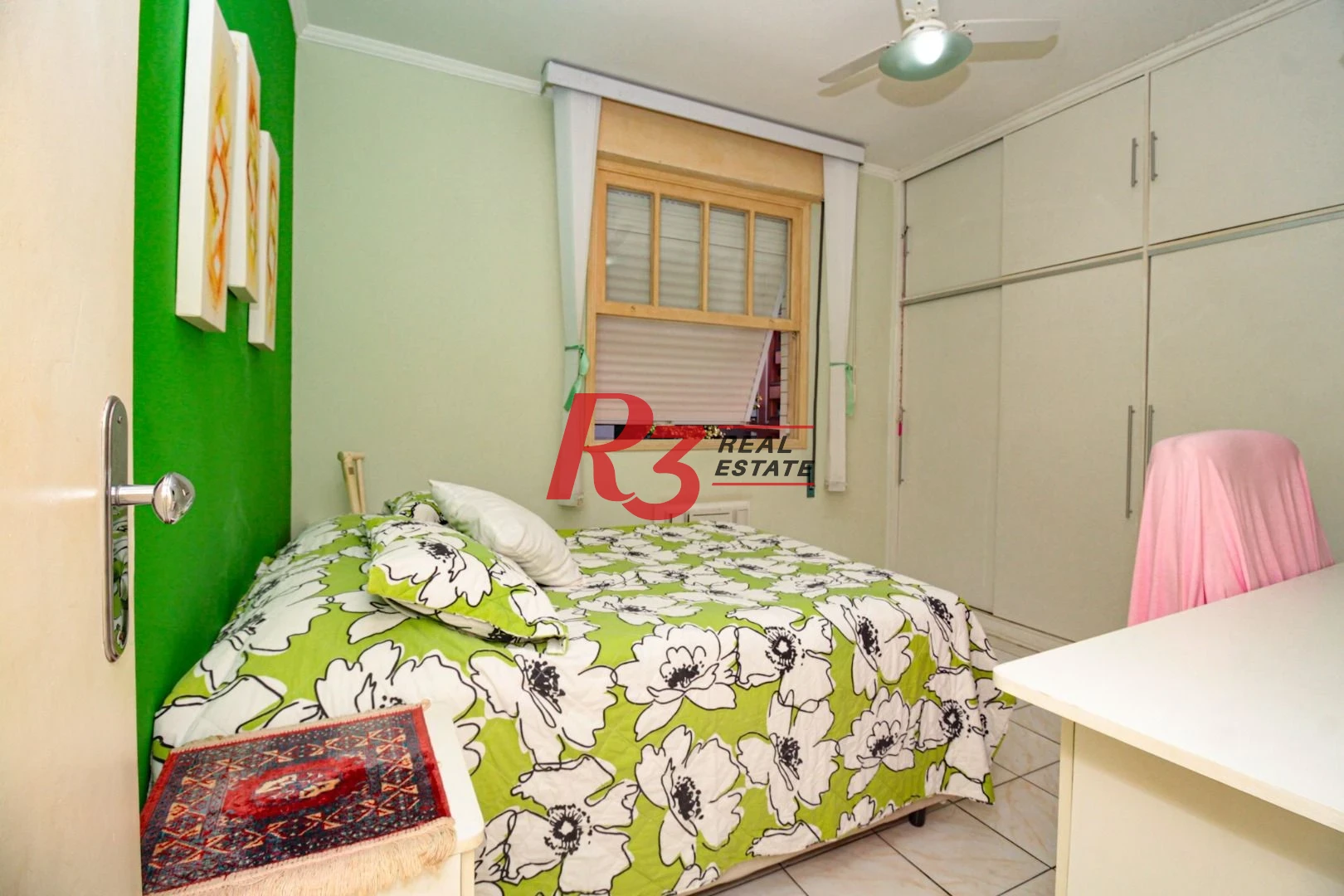 Apartamento com 3 dormitórios à venda, 151 m² por R$ 930.000,00 - Gonzaga - Santos/SP