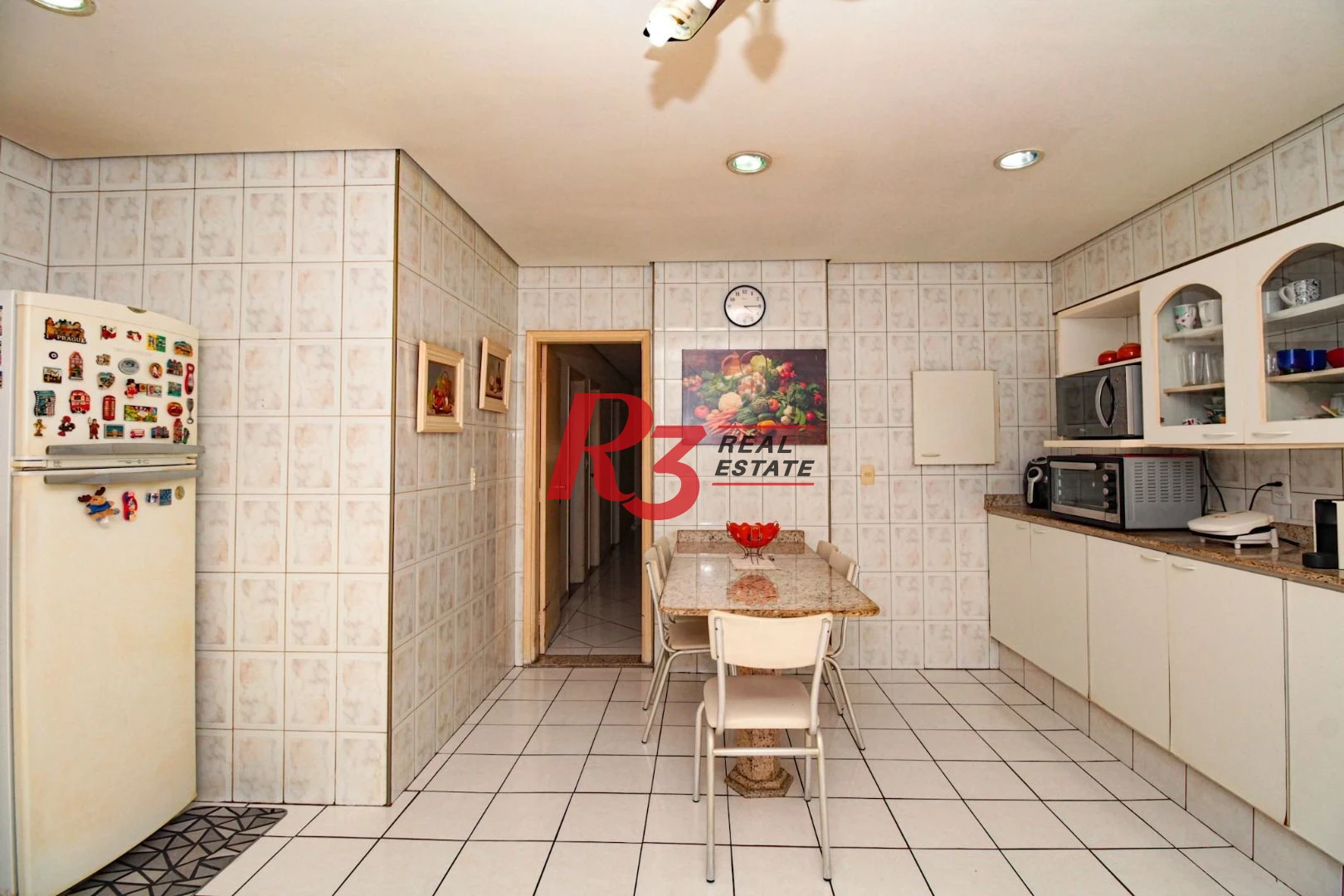 Apartamento com 3 dormitórios à venda, 151 m² por R$ 930.000,00 - Gonzaga - Santos/SP