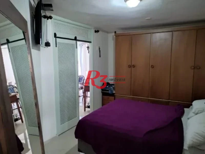 Apartamenbto de 3 quartos com vista mar à venda  em São Vicente.