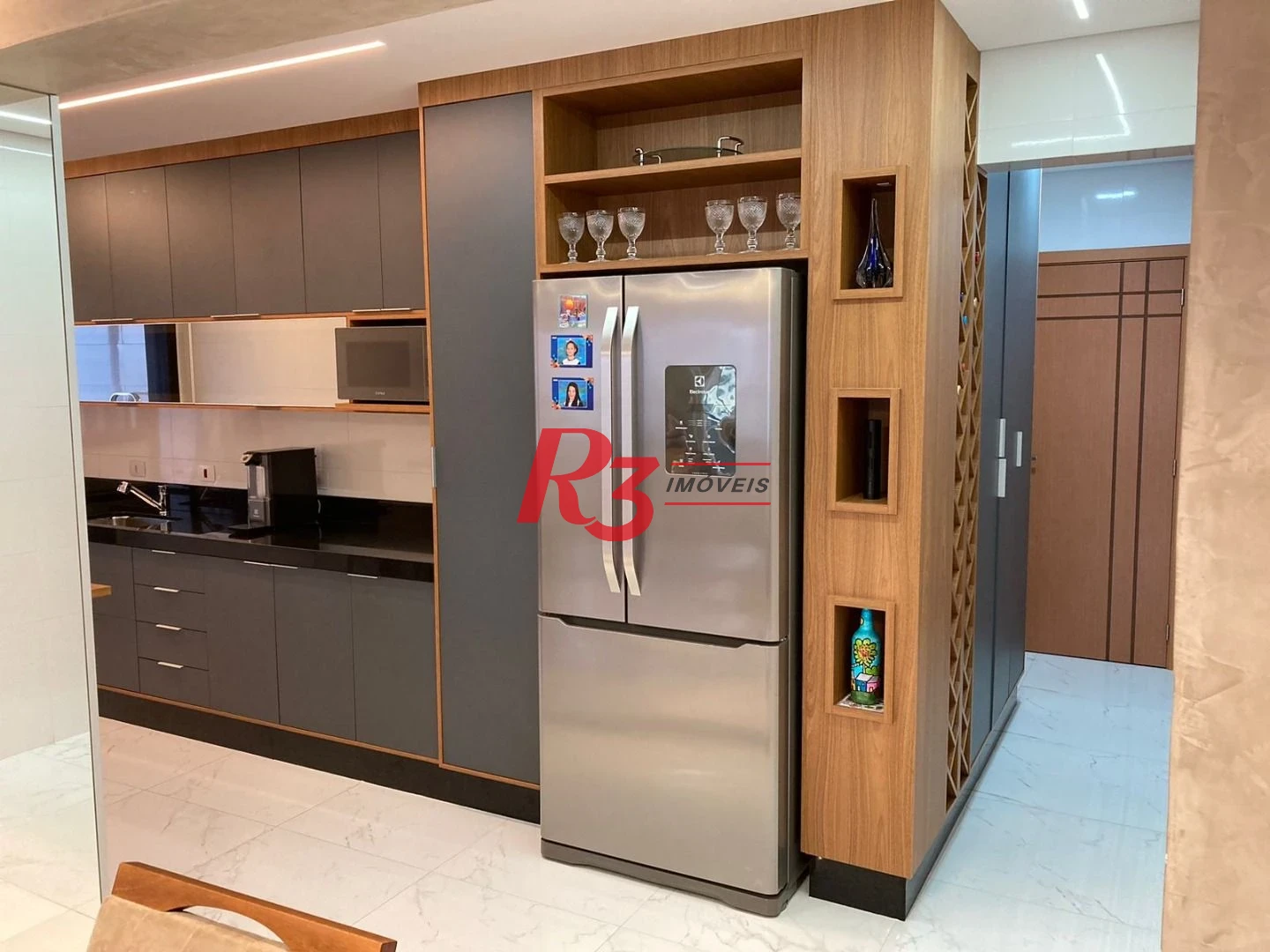 Apartamento à venda, 112 m² por R$ 1.400.000,00 - Canto do Forte - Praia Grande/SP