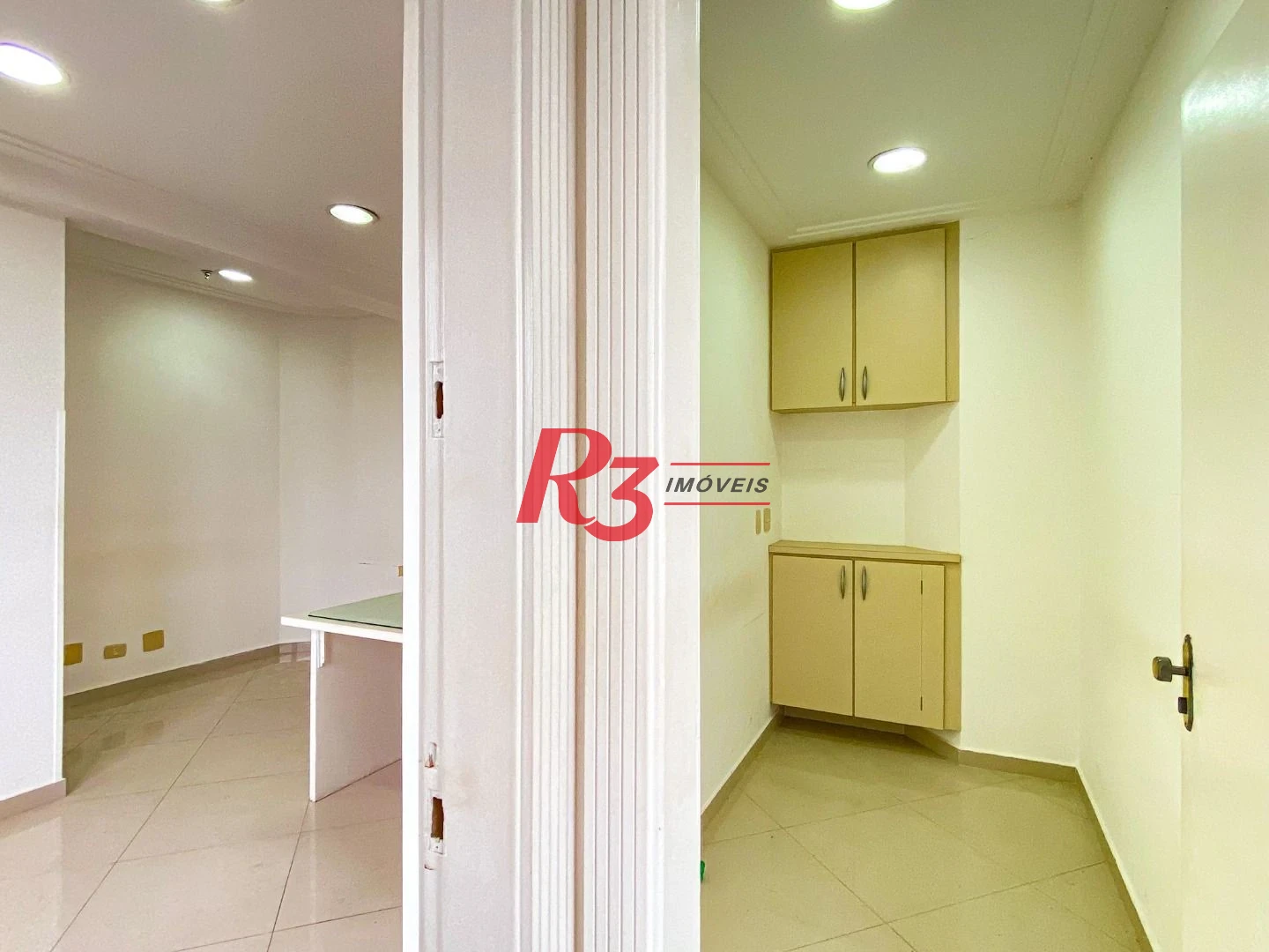 Sala para alugar, 44 m² por R$ 2.900,02/mês - Gonzaga - Santos/SP