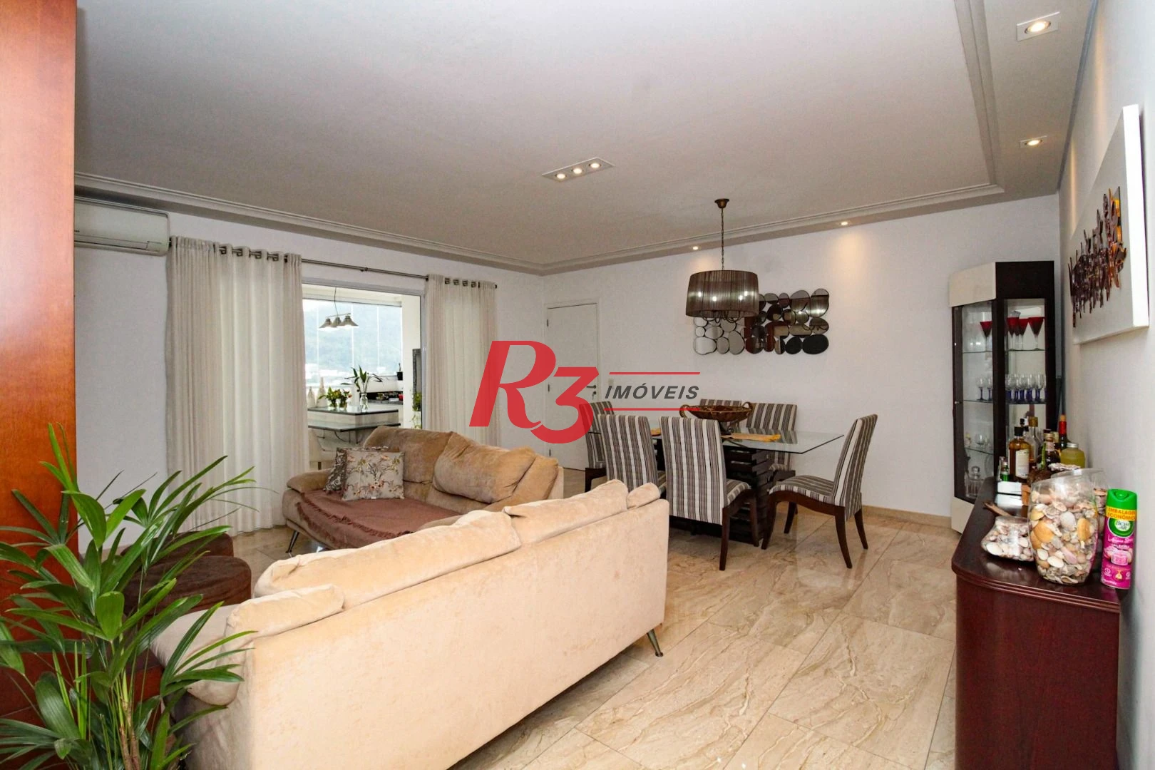 Apartamento com 3 dormitórios à venda, 150 m² por R$ 1.500.000,00 - Marapé - Santos/SP