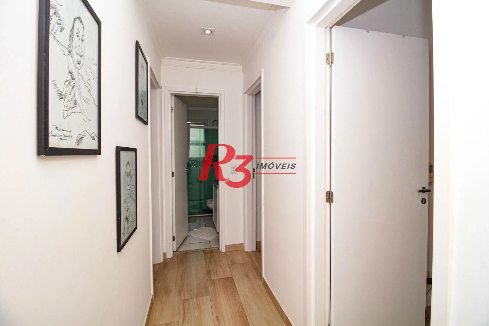 Apartamento com 3 dormitórios à venda, 150 m² por R$ 1.500.000,00 - Marapé - Santos/SP