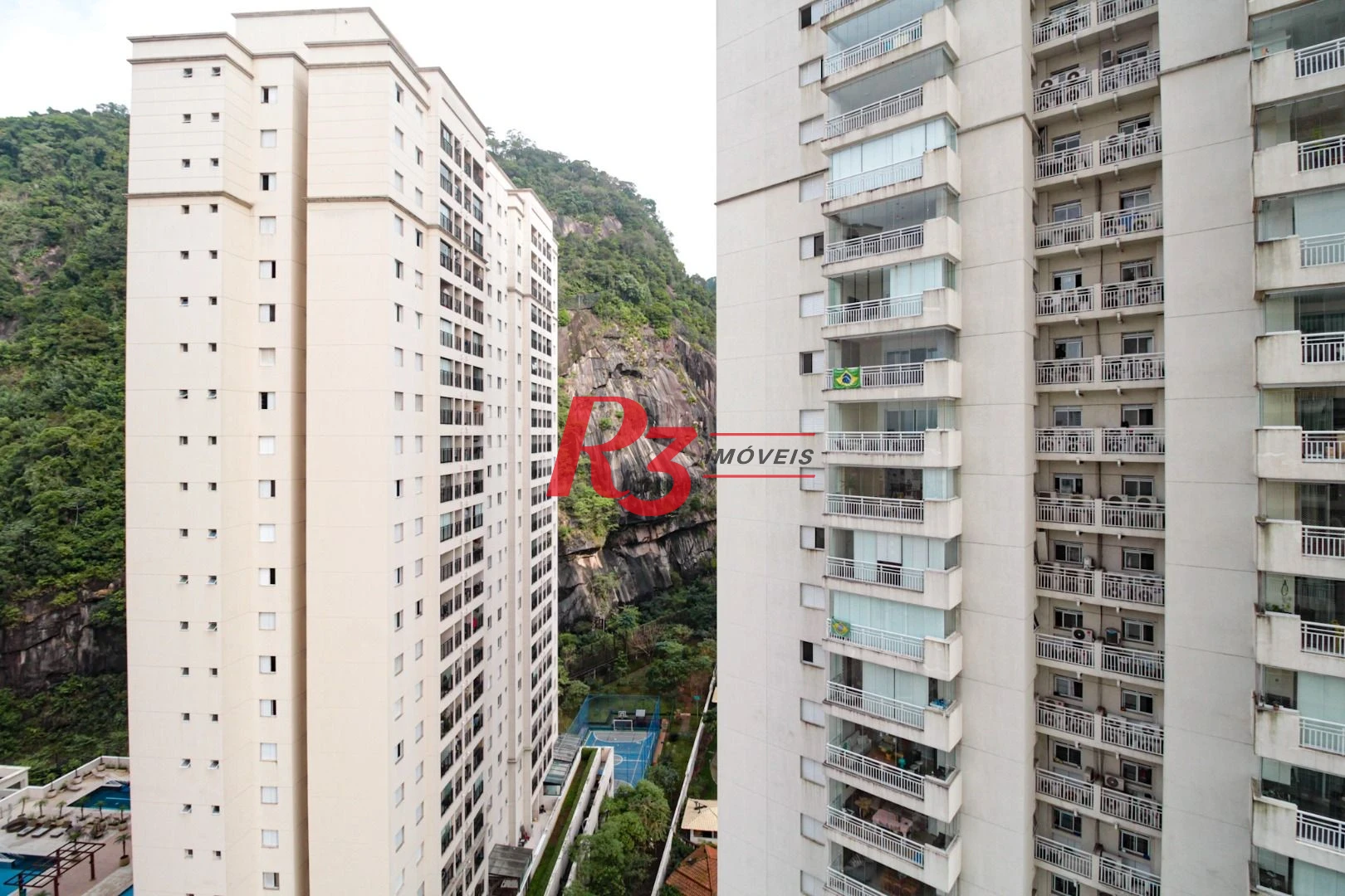 Apartamento com 3 dormitórios à venda, 150 m² por R$ 1.500.000,00 - Marapé - Santos/SP