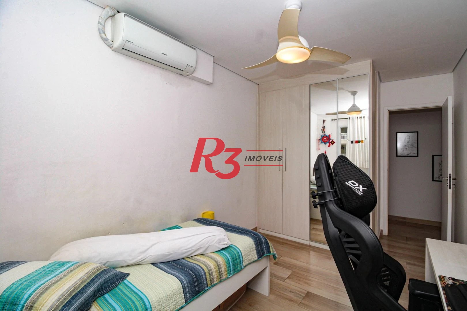 Apartamento com 3 dormitórios à venda, 150 m² por R$ 1.500.000,00 - Marapé - Santos/SP