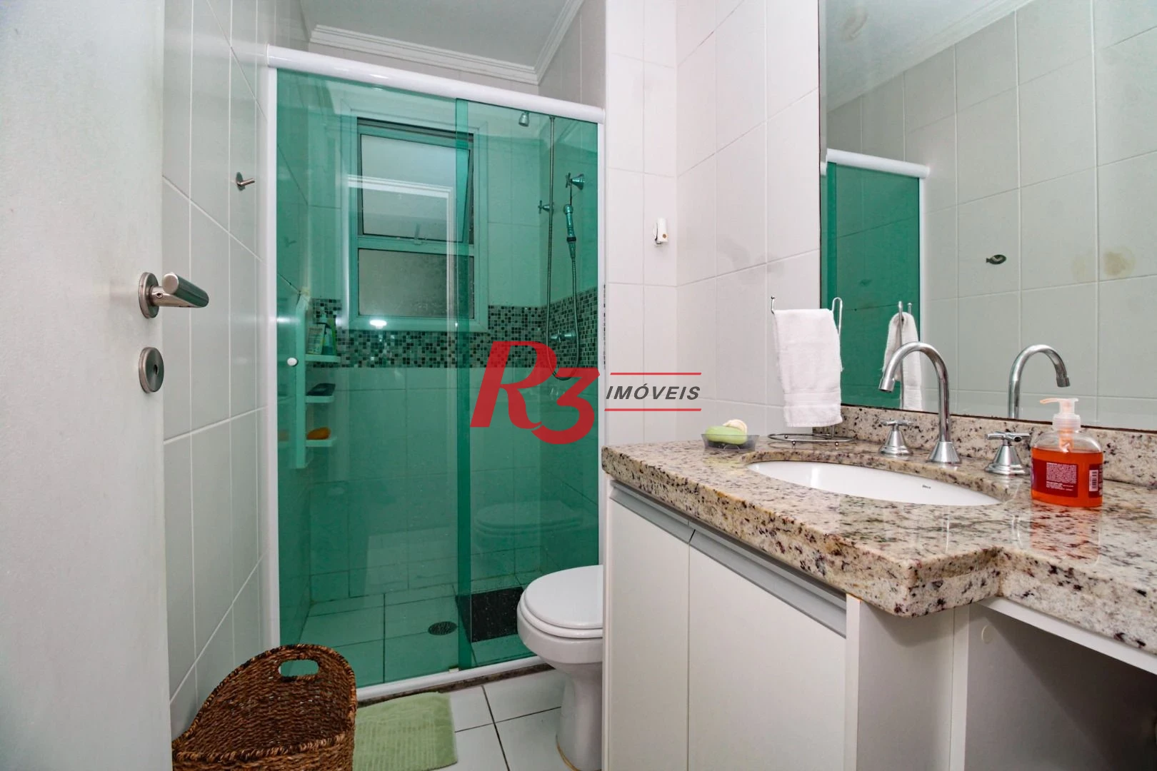 Apartamento com 3 dormitórios à venda, 150 m² por R$ 1.500.000,00 - Marapé - Santos/SP