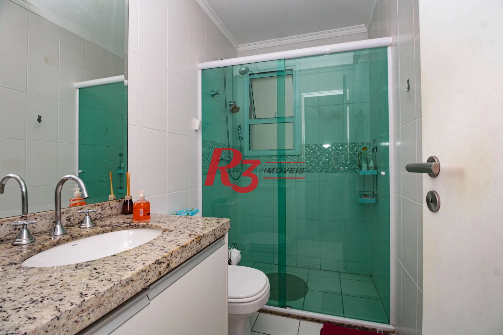 Apartamento com 3 dormitórios à venda, 150 m² por R$ 1.500.000,00 - Marapé - Santos/SP