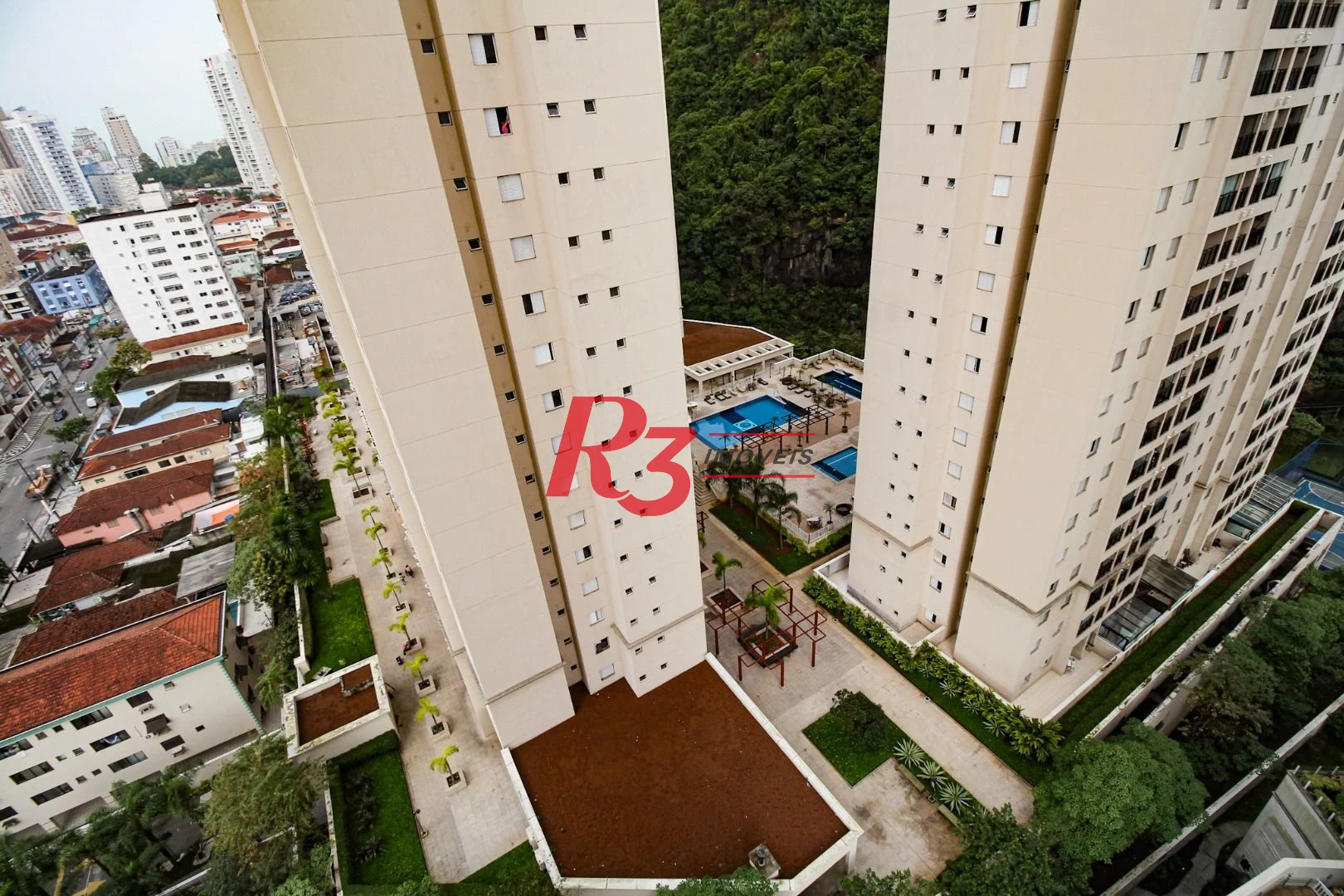 Apartamento com 3 dormitórios à venda, 150 m² por R$ 1.500.000,00 - Marapé - Santos/SP