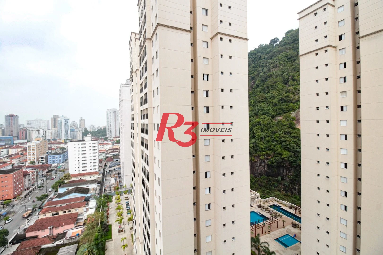 Apartamento com 3 dormitórios à venda, 150 m² por R$ 1.500.000,00 - Marapé - Santos/SP