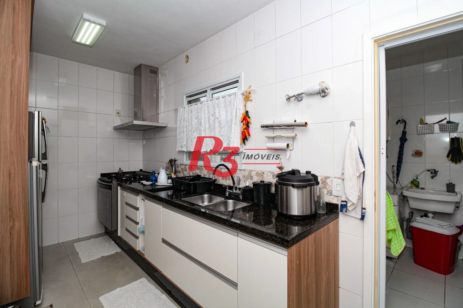 Apartamento com 3 dormitórios à venda, 150 m² por R$ 1.500.000,00 - Marapé - Santos/SP
