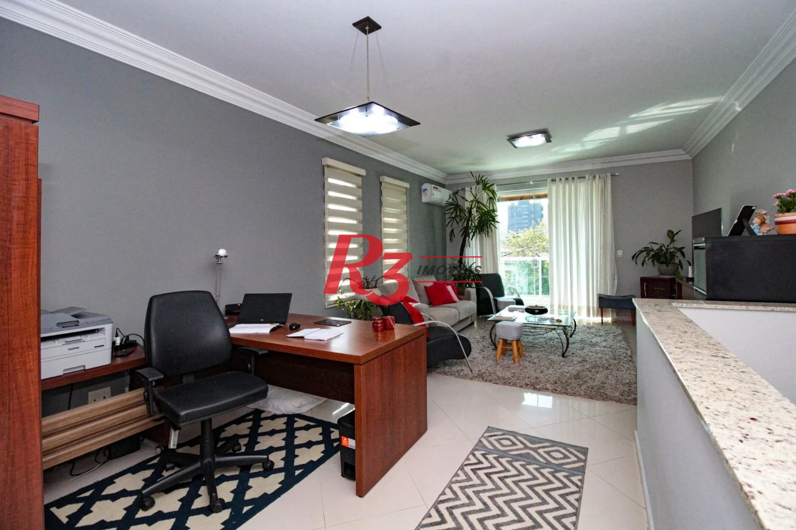 Sobrado com 4 dormitórios à venda, 227 m² por R$ 1.700.000,00 - Boqueirão - Santos/SP