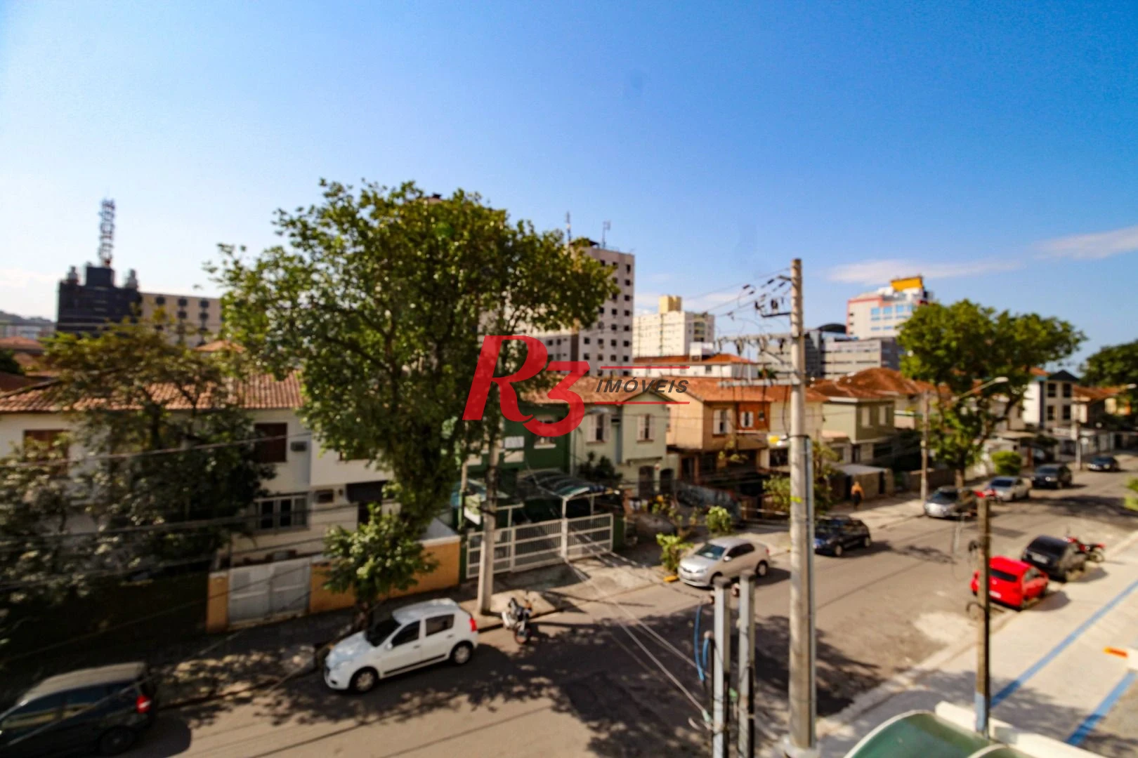 Sobrado com 4 dormitórios à venda, 227 m² por R$ 1.700.000,00 - Boqueirão - Santos/SP
