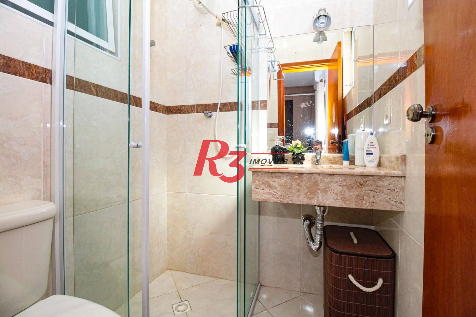 Sobrado com 4 dormitórios à venda, 227 m² por R$ 1.700.000,00 - Boqueirão - Santos/SP
