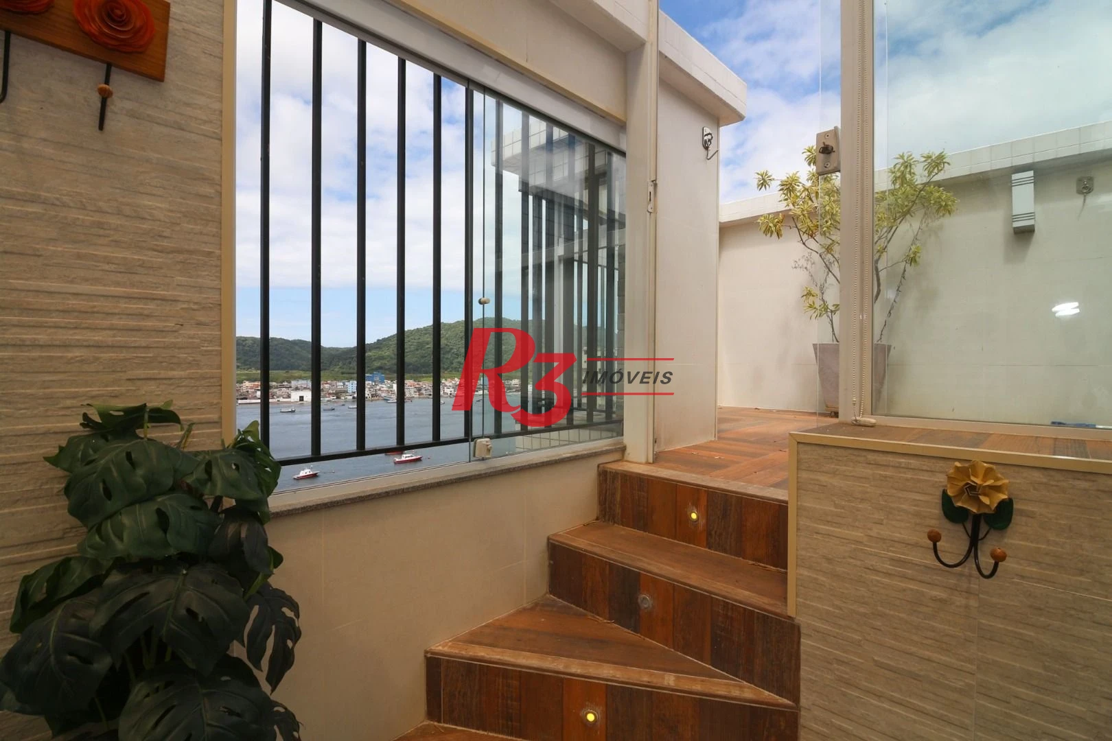 Cobertura à venda, 277 m² por R$ 1.720.000,00 - Ponta da Praia - Santos/SP