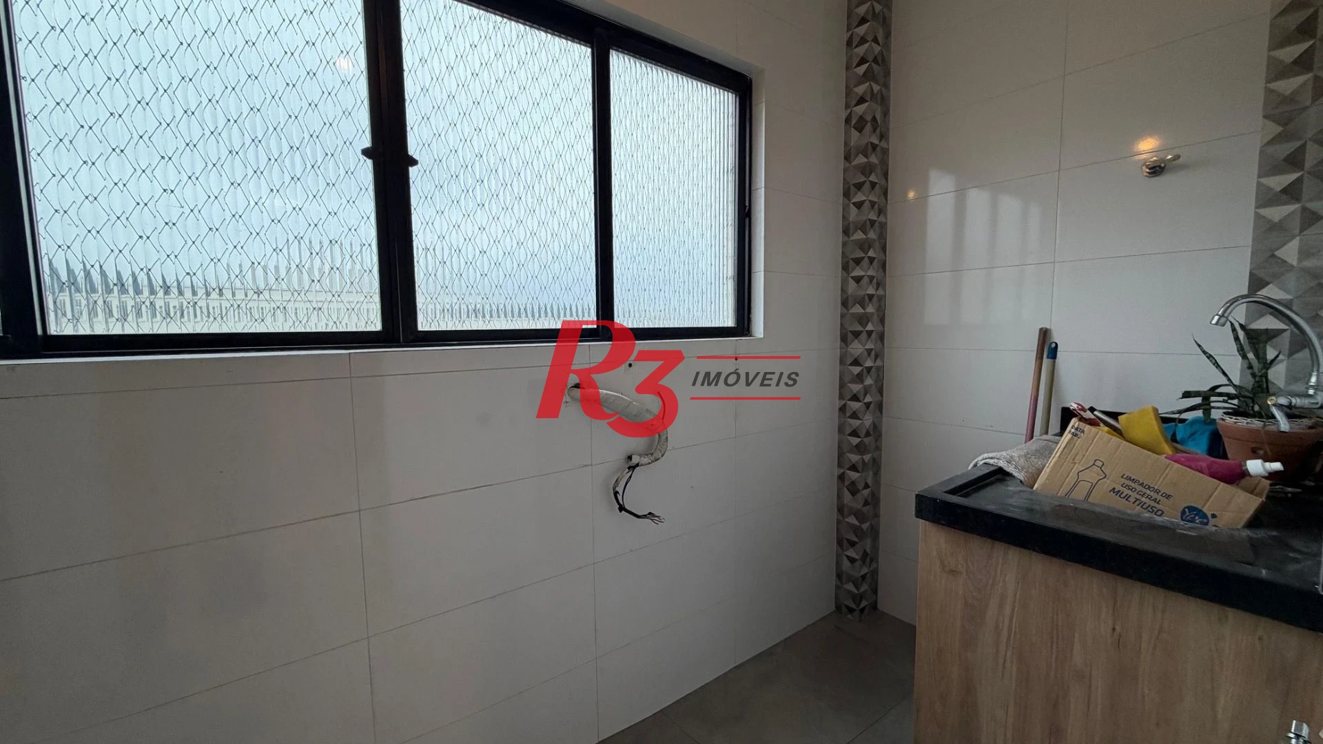 Cobertura com 3 dormitórios para alugar, 200 m² por R$ 14.010,00/mês - Campo Grande - Santos/SP