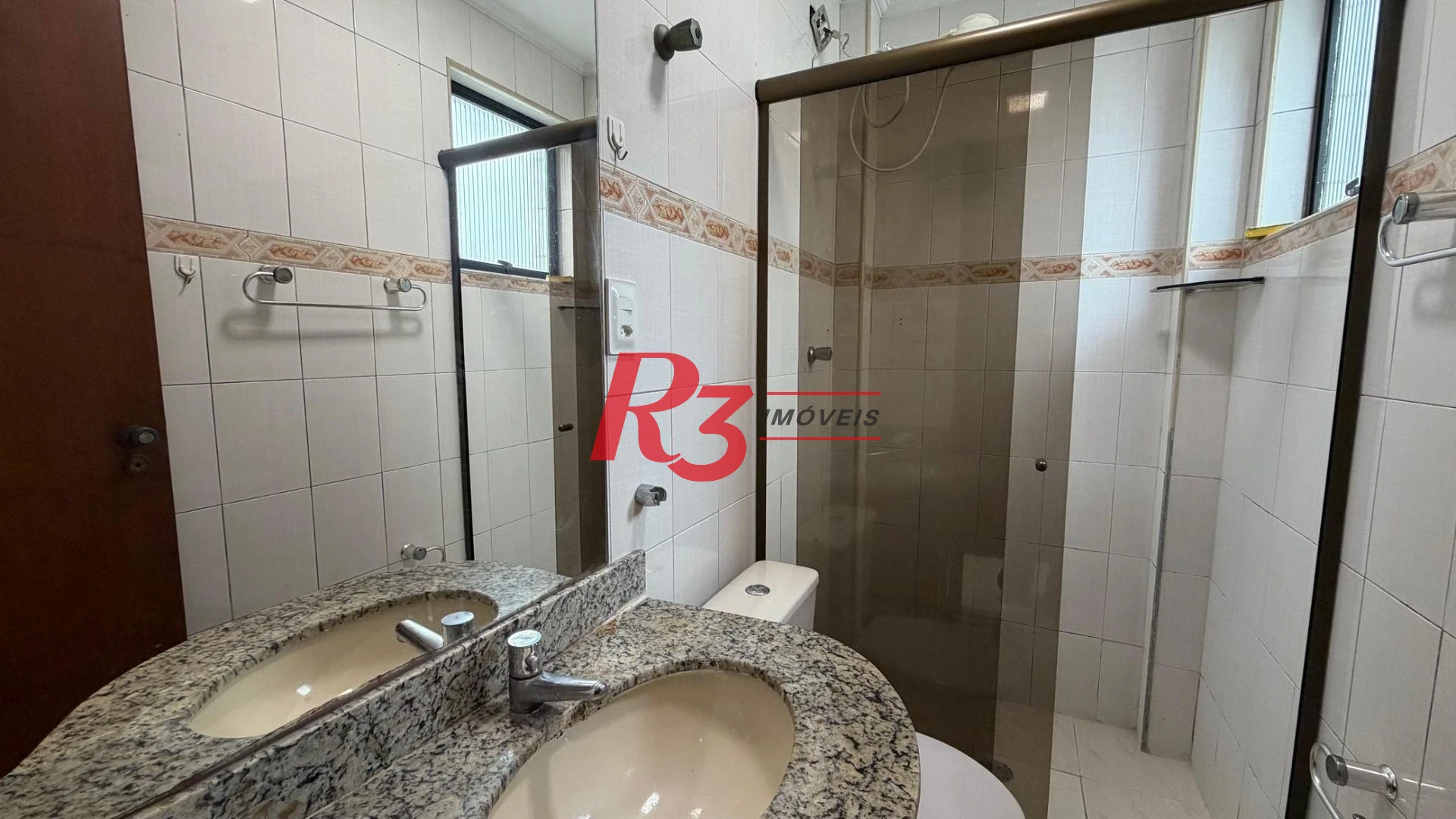 Cobertura com 3 dormitórios para alugar, 200 m² por R$ 14.010,00/mês - Campo Grande - Santos/SP