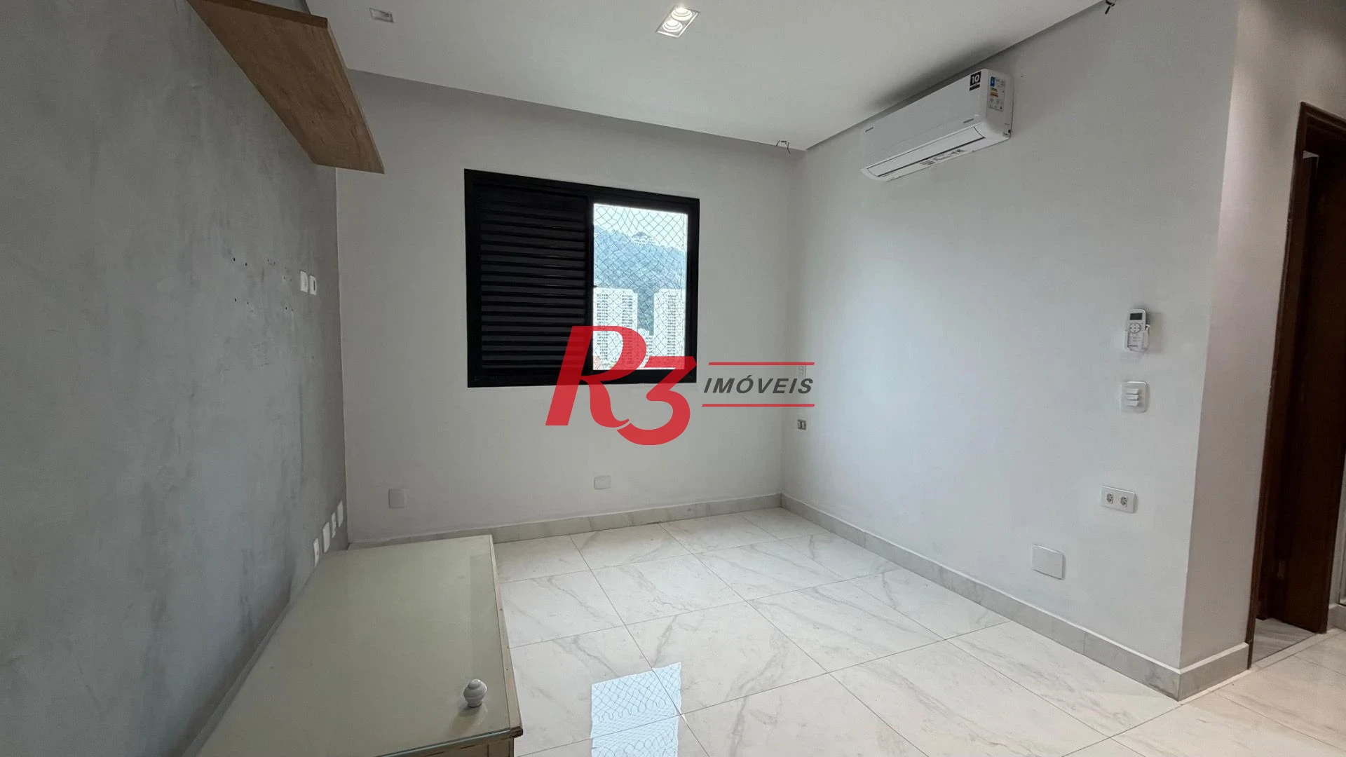 Cobertura com 3 dormitórios para alugar, 200 m² por R$ 14.010,00/mês - Campo Grande - Santos/SP
