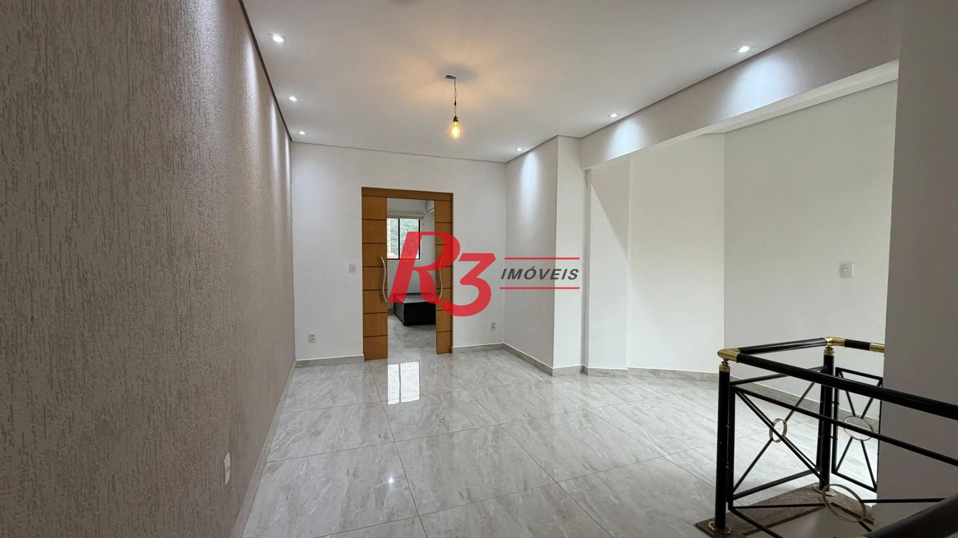 Cobertura com 3 dormitórios para alugar, 200 m² por R$ 14.010,00/mês - Campo Grande - Santos/SP