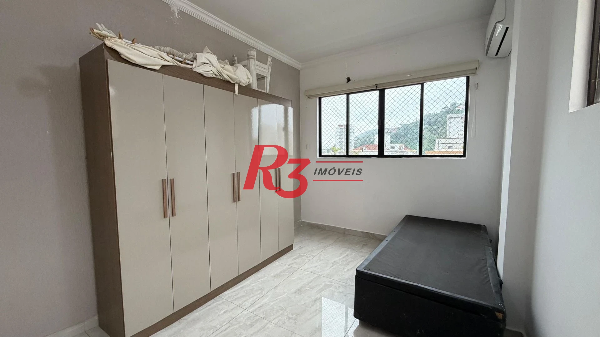 Cobertura com 3 dormitórios para alugar, 200 m² por R$ 14.010,00/mês - Campo Grande - Santos/SP