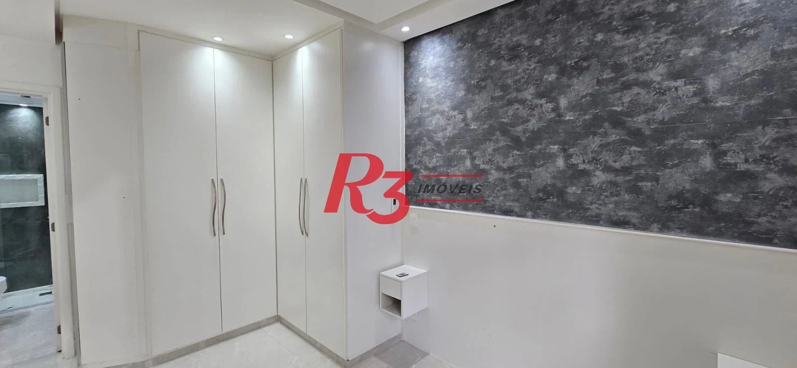 Apartamento com 2 dormitórios, 64 m² - venda por R$ 700.000,00 ou aluguel por R$ 4.500,02/mês - Marapé - Santos/SP
