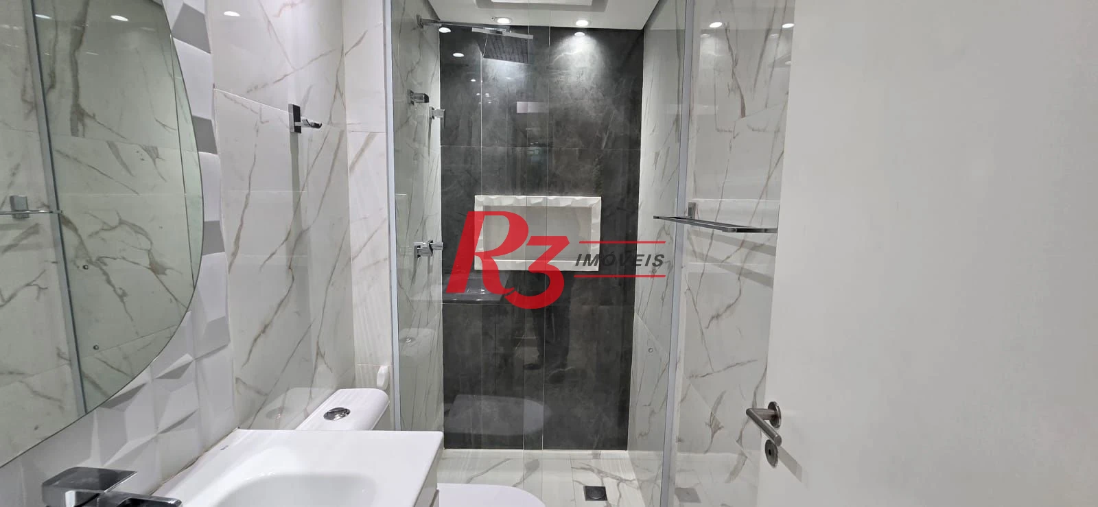 Apartamento com 2 dormitórios, 64 m² - venda por R$ 700.000,00 ou aluguel por R$ 4.500,02/mês - Marapé - Santos/SP