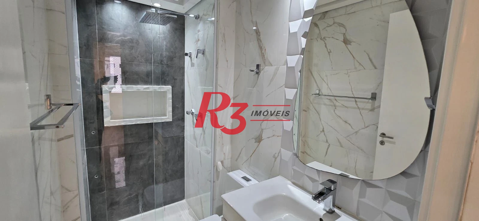 Apartamento com 2 dormitórios, 64 m² - venda por R$ 700.000,00 ou aluguel por R$ 4.500,02/mês - Marapé - Santos/SP