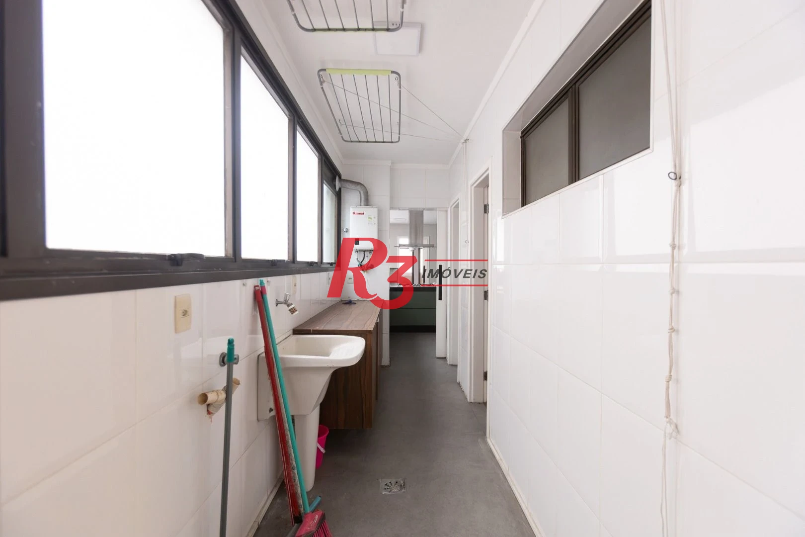 Apartamento com 4 dormitórios para alugar, 270 m² por R$ 12.000,00/mês - Boqueirão - Santos/SP