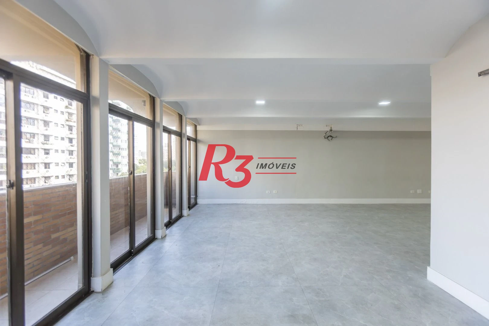 Apartamento com 4 dormitórios para alugar, 270 m² por R$ 12.000,00/mês - Boqueirão - Santos/SP