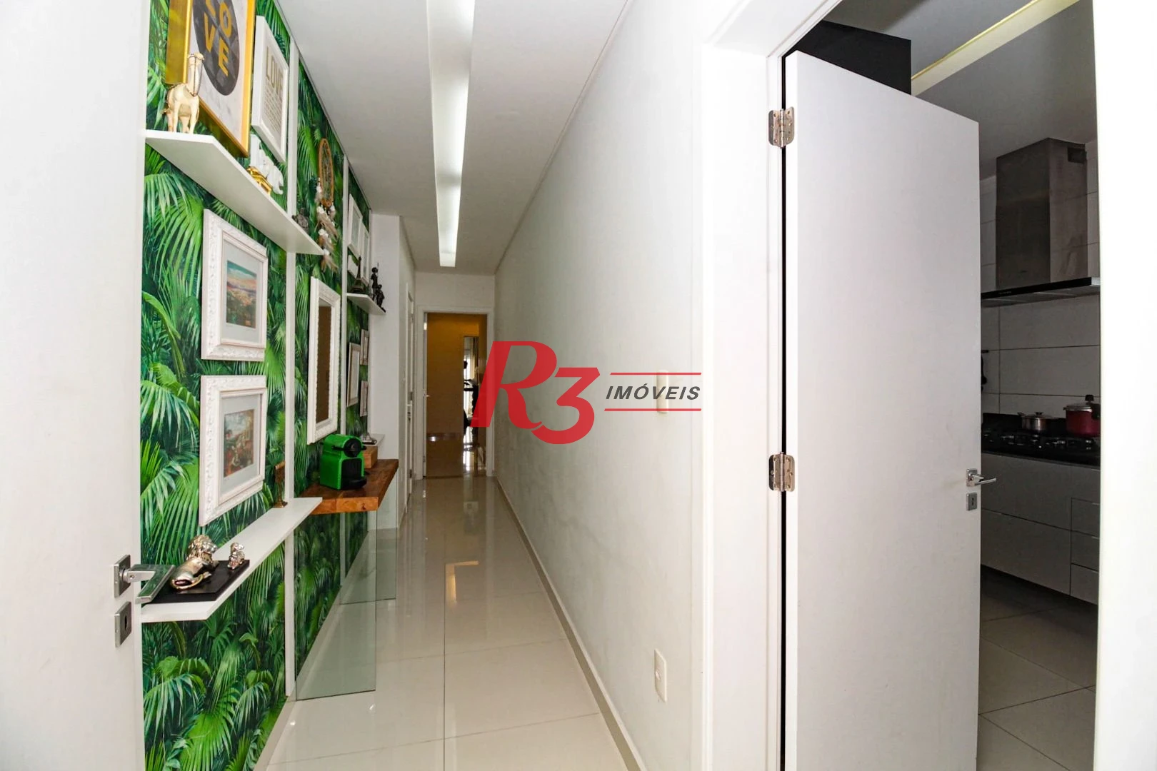 Venda apartamento com 3 dormitórios à venda, 207 m² por R$ 2.390.000 - Pompéia - Santos/SP
