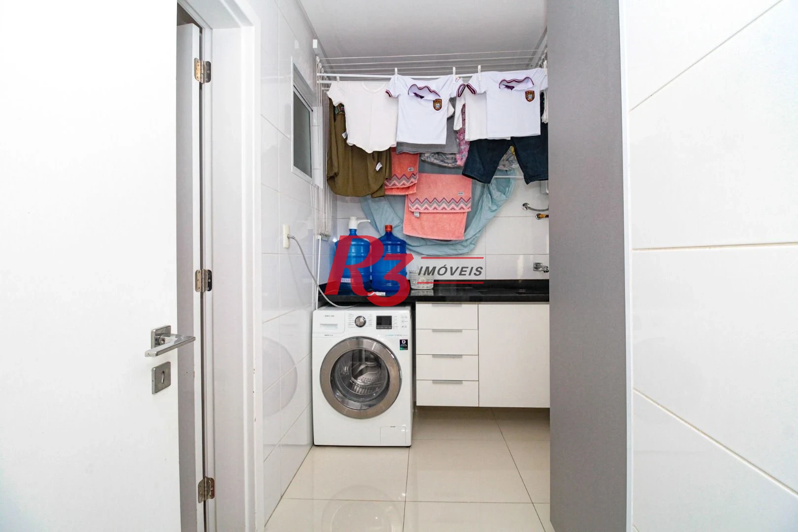 Venda apartamento com 3 dormitórios à venda, 207 m² por R$ 2.390.000 - Pompéia - Santos/SP