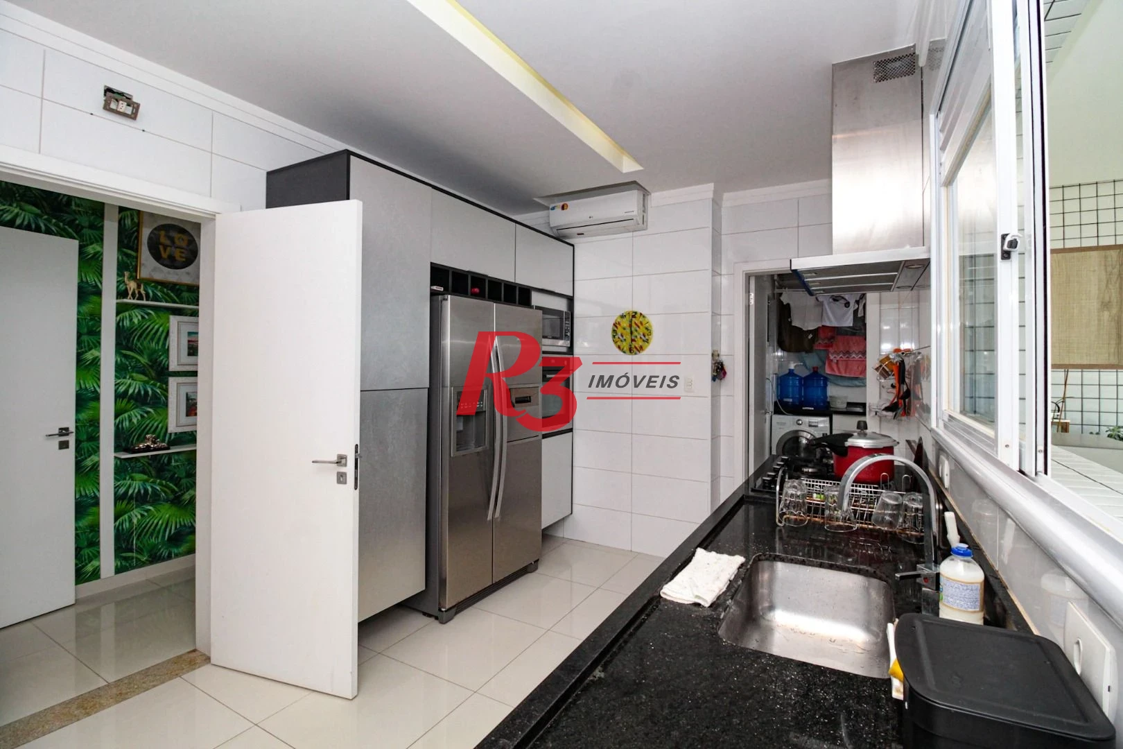 Venda apartamento com 3 dormitórios à venda, 207 m² por R$ 2.390.000 - Pompéia - Santos/SP